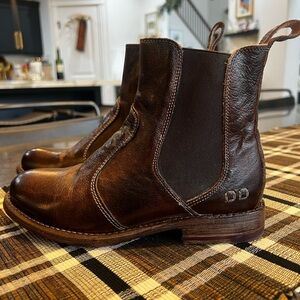 Brown Leather Chelsea Bed Stu Boots